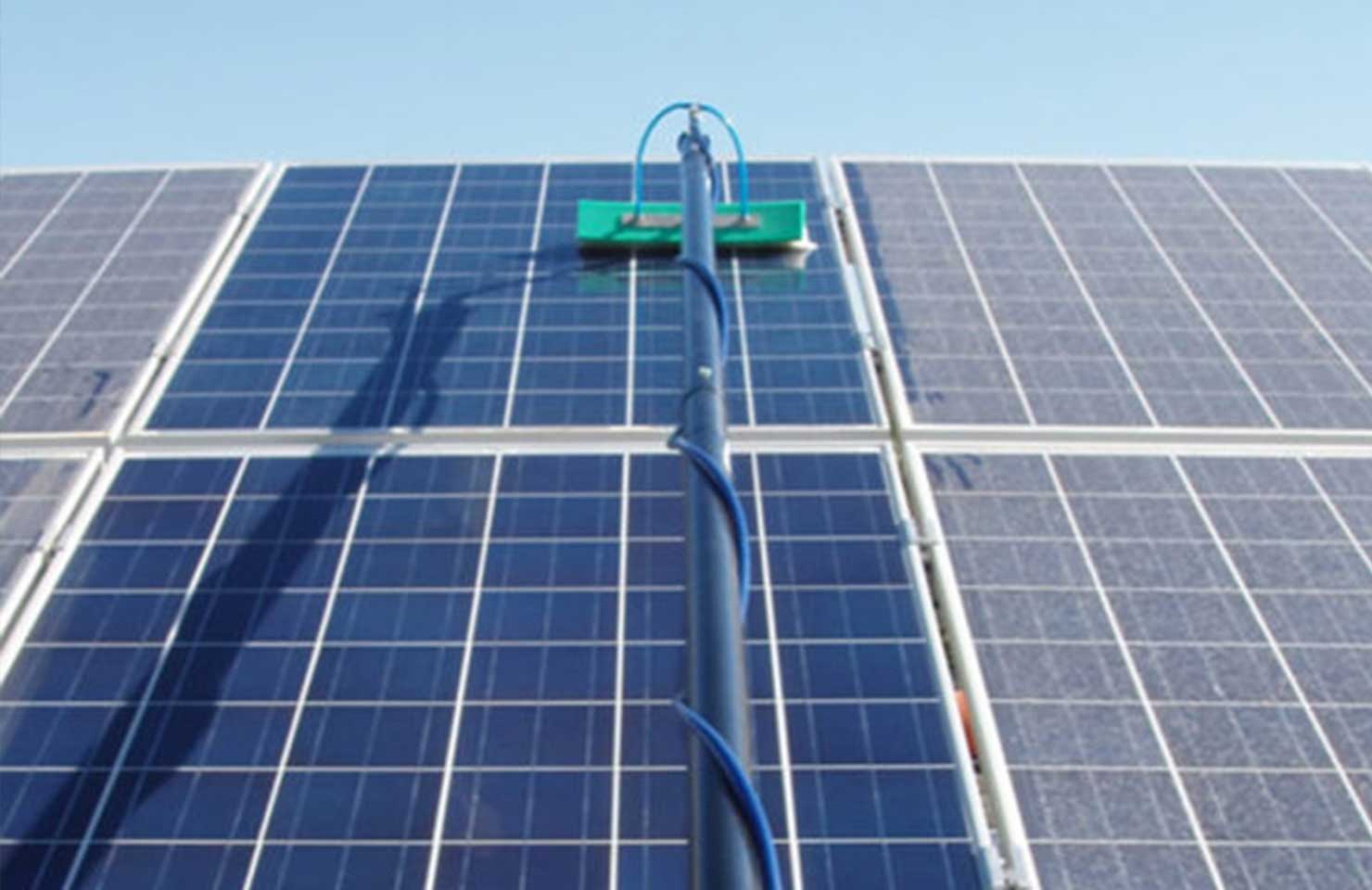 Pulizia dei pannelli fotovoltaici | Mantieni l’efficienza del tuo impianto.